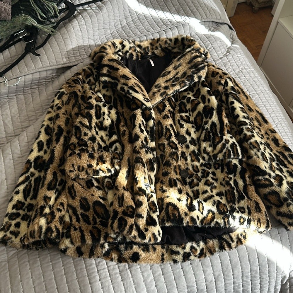 Free People Faux Fur Leopard Coat